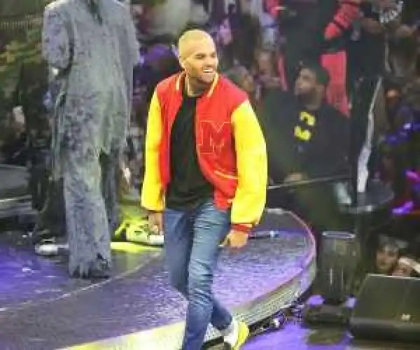 Chris Brown - Lipstick On The Glass